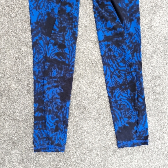 adidas Blue and Black Patterned Leggings - Picture 8 of 9